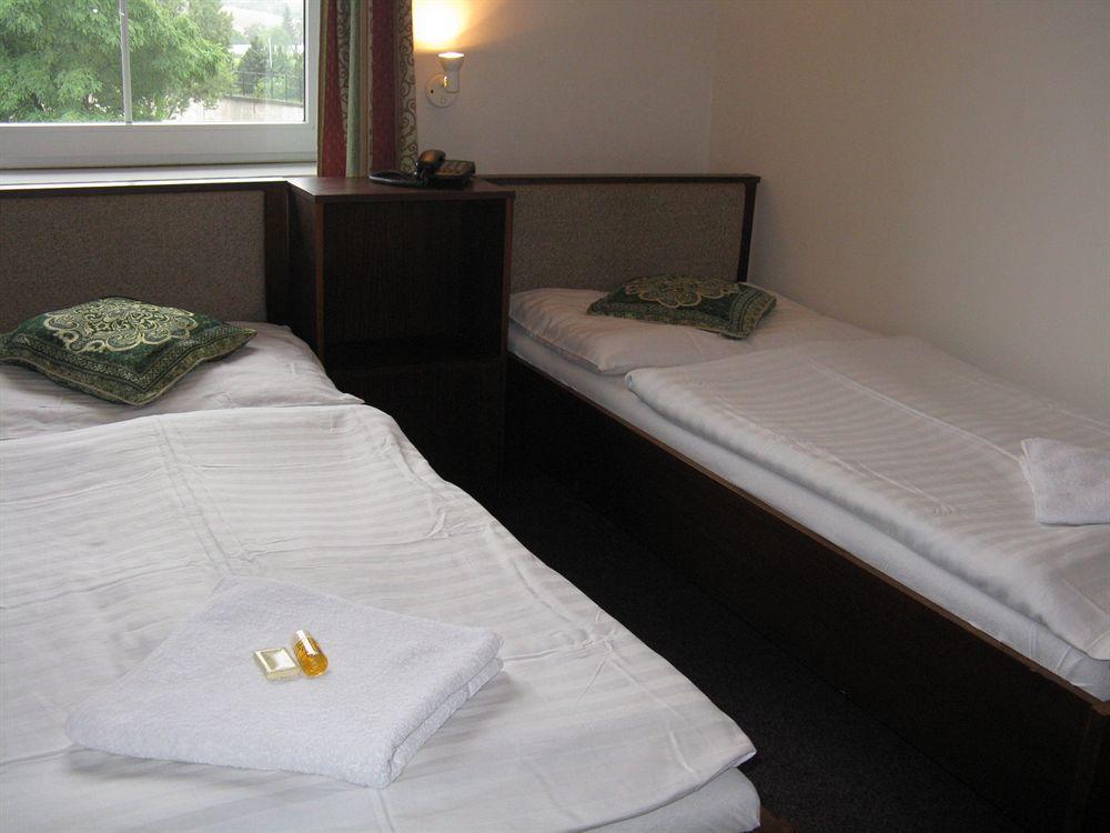 U Ceske Koruny Hotel