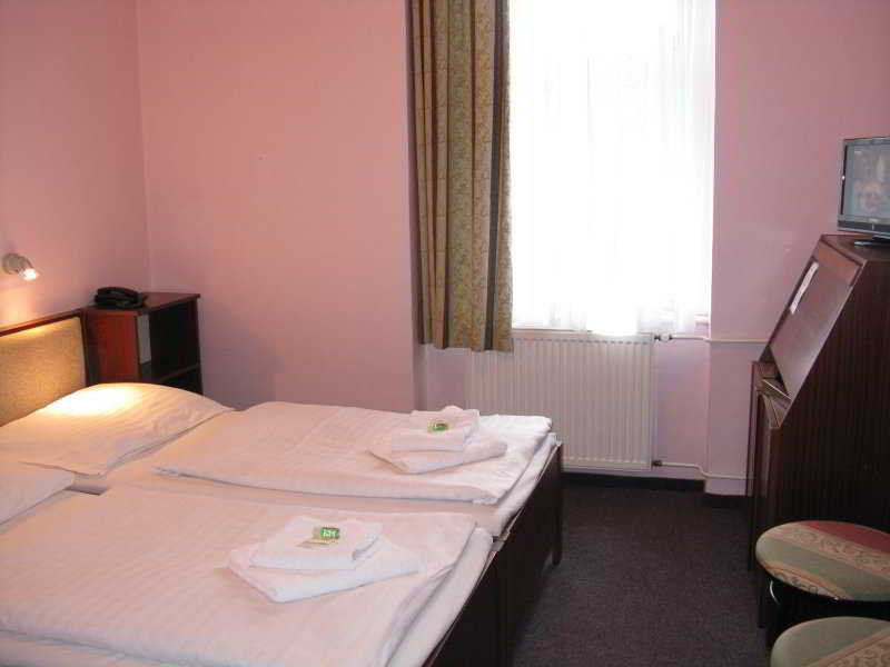 U Ceske Koruny Hotel Praga
